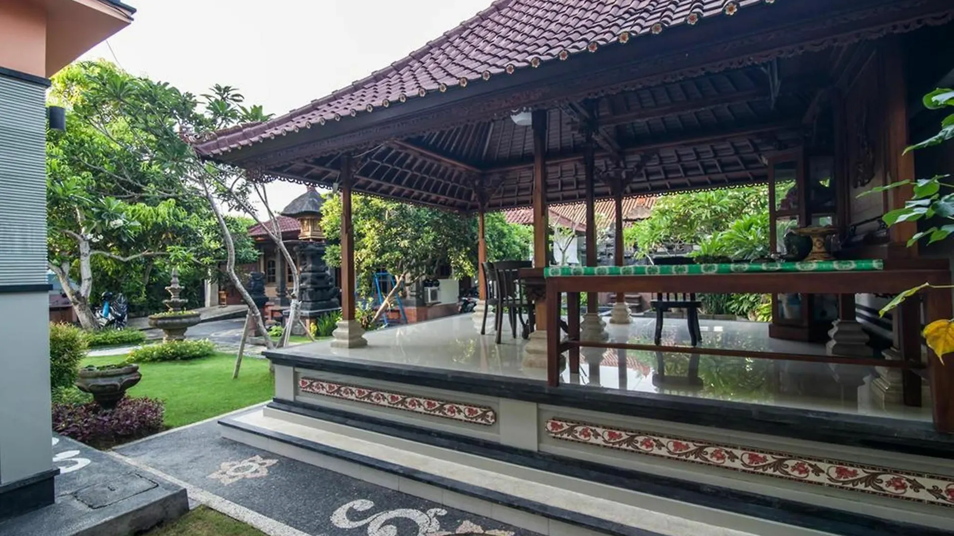 Tirai Bambu Jimbaran Otel Kuta Selatan 2*,  Endonezya